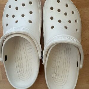 Crocs White Clogs W size 11 (pre owned)